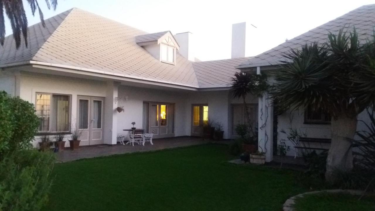 Haus Schaaf B&B Walvis Bay Exterior foto